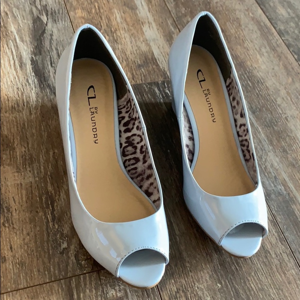 Chinese Laundry 6.5 Wedges